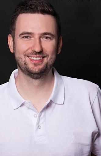 dr. n. med. Tomasz Prusek – implantolog, chirurg stomatologiczny